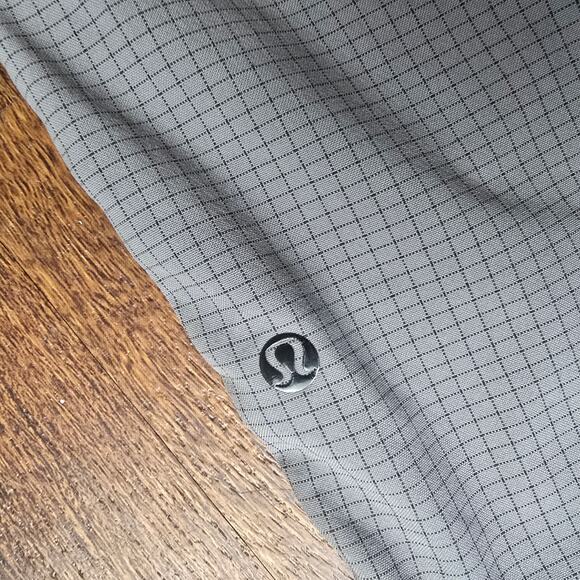 Lululemon Men's Kahuna Shorts - Grey Graph - Size 38 - Picture 4 of 6